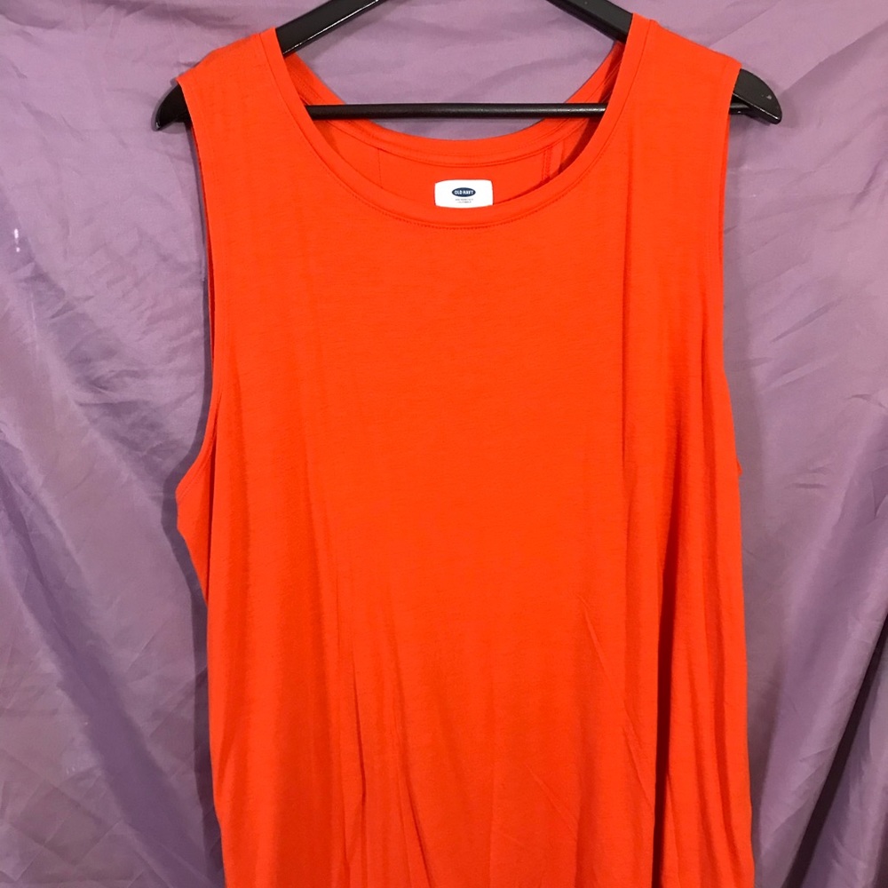 Old Navy basic tank